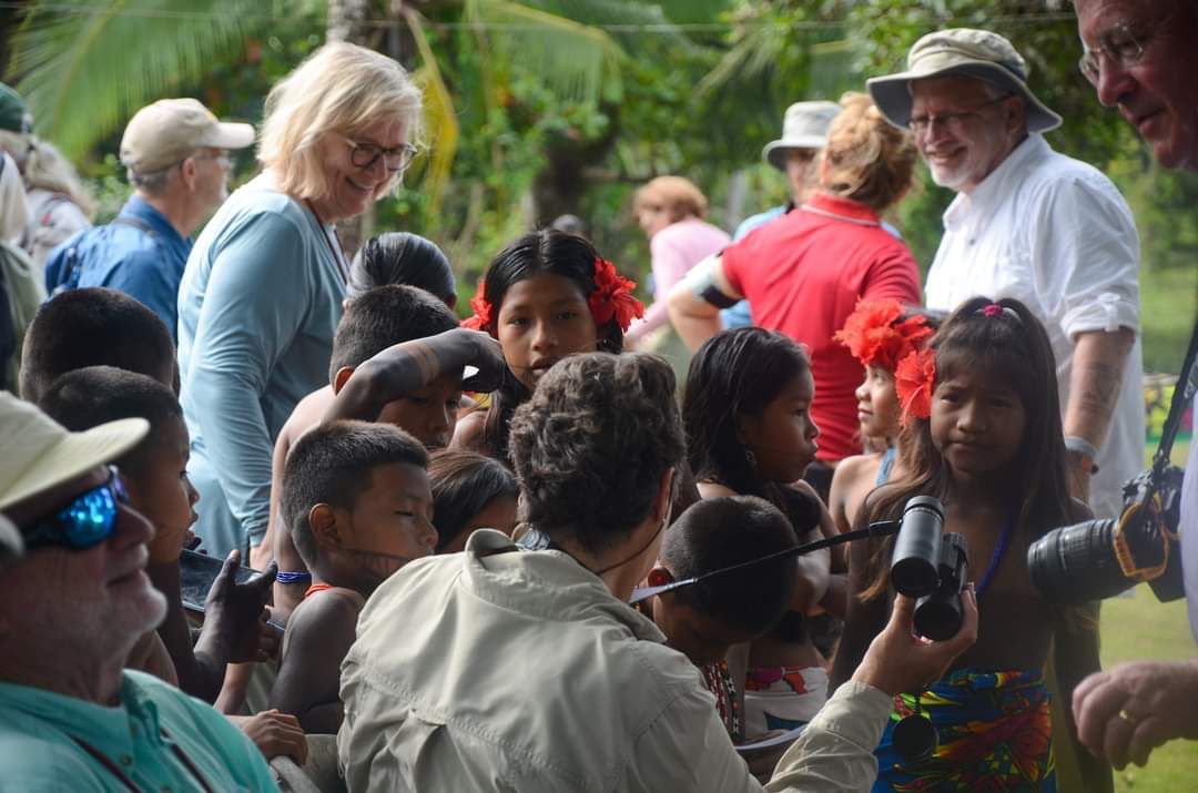 Llegada de crucero reactiva economía en el Distrito de Sambú