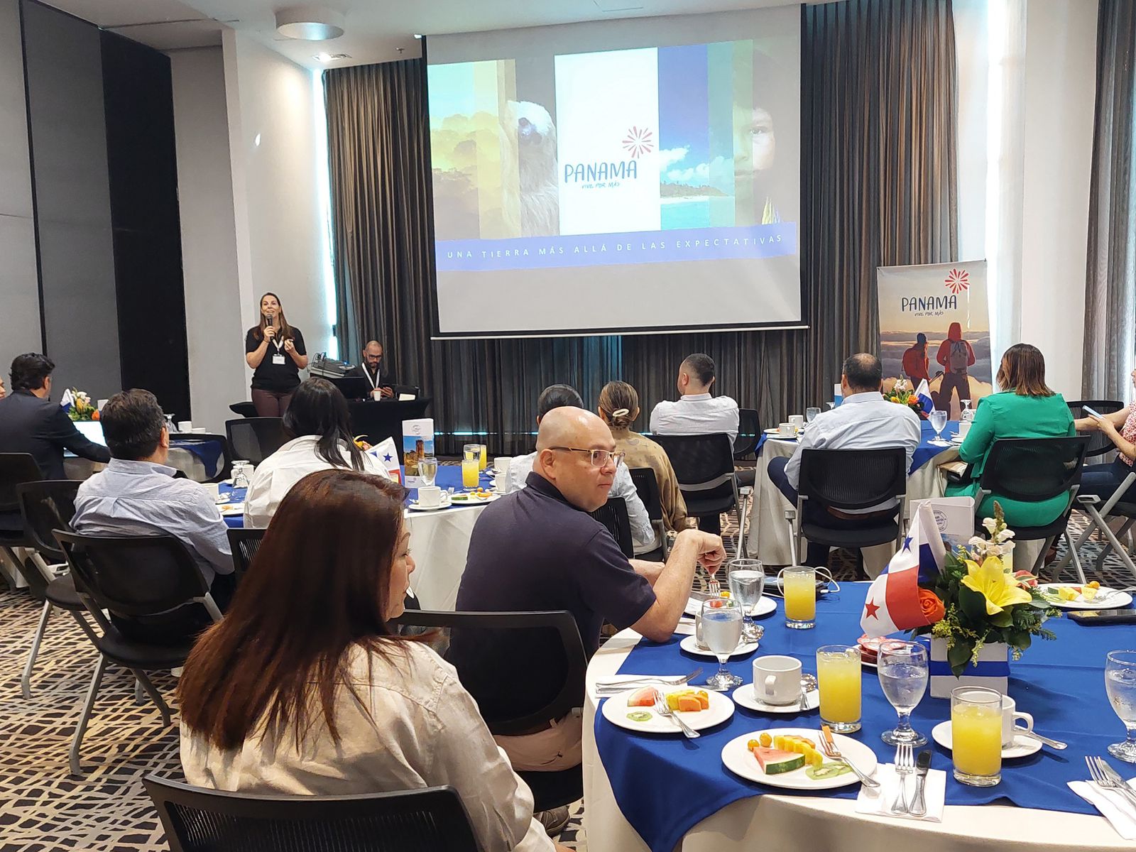 Panamá presenta sus atractivos turísticos